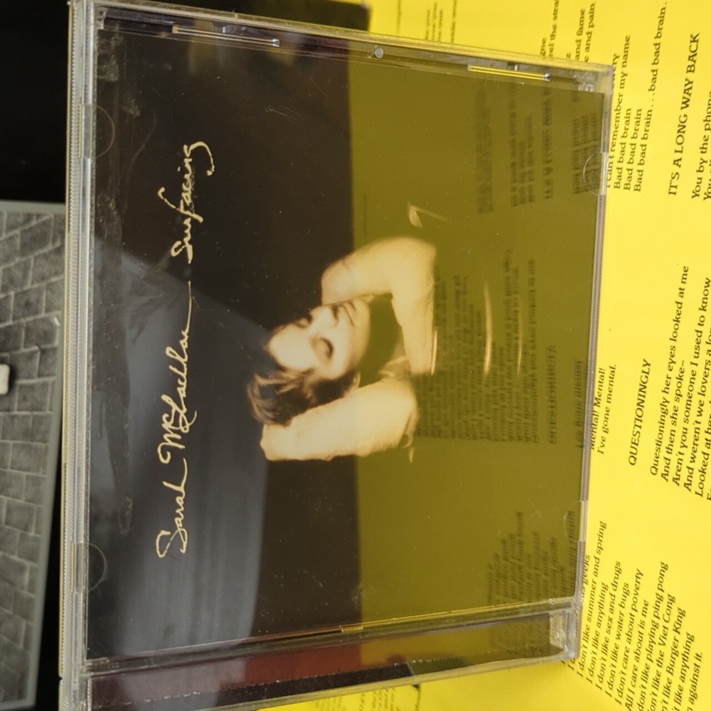 3/$21 🎸 Surfacing - Sarah McLachlan CD